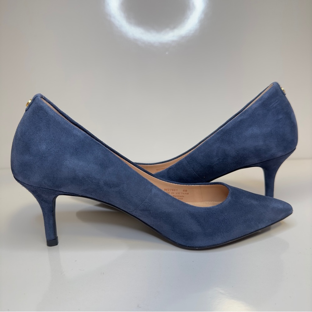 Like new! Cole Haan Navy Blue Suede Pumps – Size 6B - Picture 10 of 11